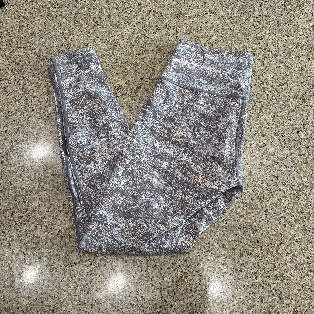 Lululemon 🍋 Wunder Under